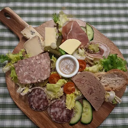 La Maison De Julia Гостевой дом Blanzac (Haute Loire)