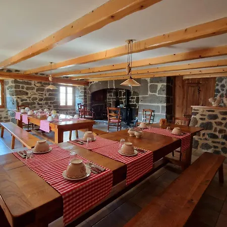 La Maison De Julia 3* Blanzac (Haute Loire)