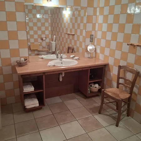 La Maison De Julia 게스트하우스 Blanzac (Haute Loire)